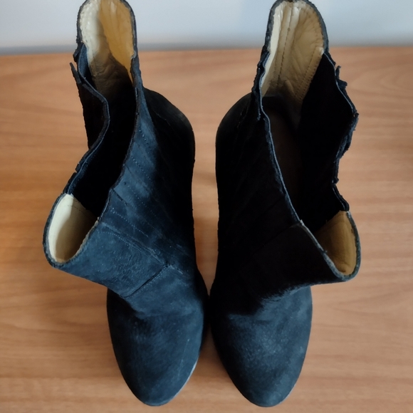 BCBG Victoria high heel ankle boots - Picture 8 of 11